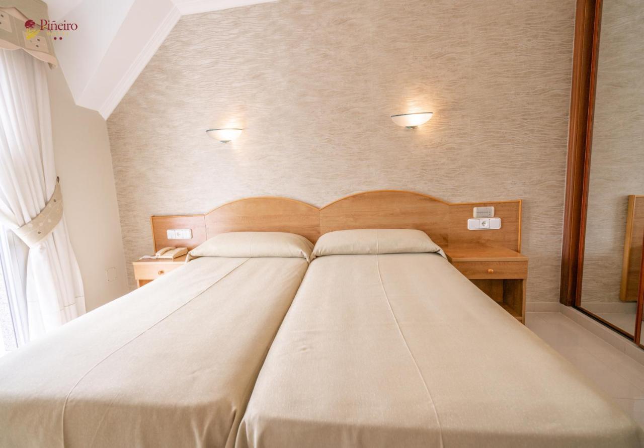 Hotel Pineiro 2 Estrellas Superior Playa de la Lanzada エクステリア 写真