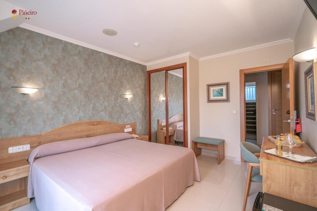 Hotel Pineiro 2 Estrellas Superior Playa de la Lanzada エクステリア 写真