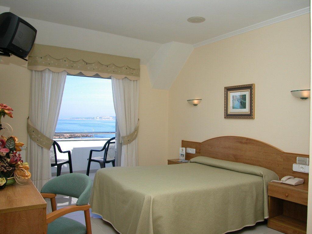 Hotel Pineiro 2 Estrellas Superior Playa de la Lanzada エクステリア 写真